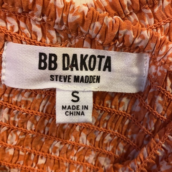 Orange elastic crop top, size S - Picture 3 of 3